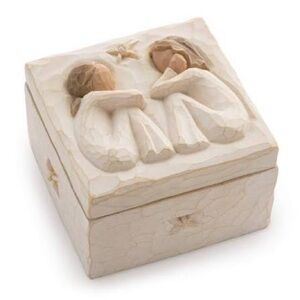 Willow Tree Cream and Tan Sculpted Keepsake Box Friendship Box